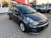 Kia Rio CVVT Attraction+