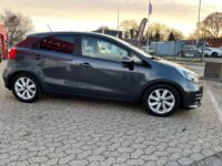 Kia Rio CVVT Attraction+