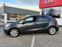 Kia Rio CVVT Attraction+