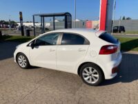 Kia Rio CVVT Attraction