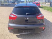 Kia Rio CVVT Attraction