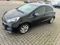 Kia Rio CVVT Limited