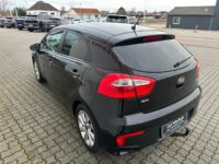 Kia Rio CVVT Limited