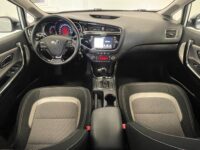 Kia Ceed CRDi 136 Limited DCT