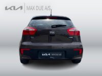 Kia Rio CVVT Attraction