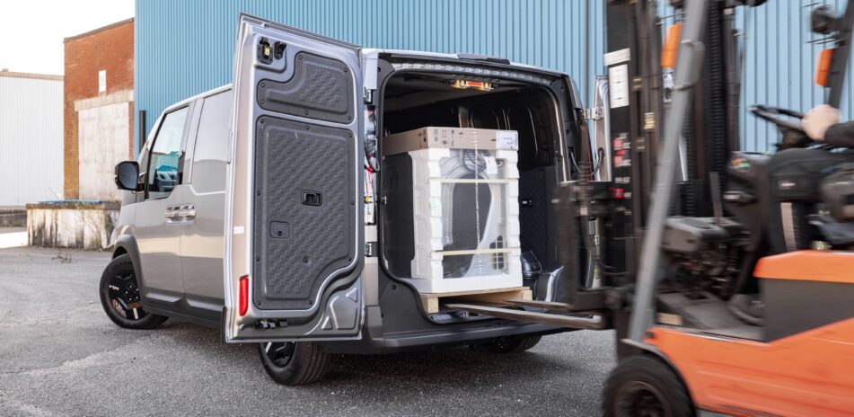 KIA_PV5_CARGO_84A9840_web